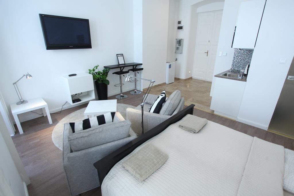 Pearl Apartment In The Center With City View Budapest Bagian luar foto